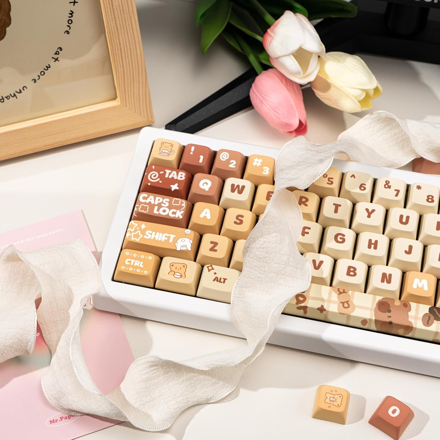 Cute PBT Keycaps 133 Keys Caramel Bear Theme Keycap Dye Sublimation XDA Profile Key caps Custom Keycaps Set for Cherry Gateron MX Swithes Mechanical Gaming Keyboards