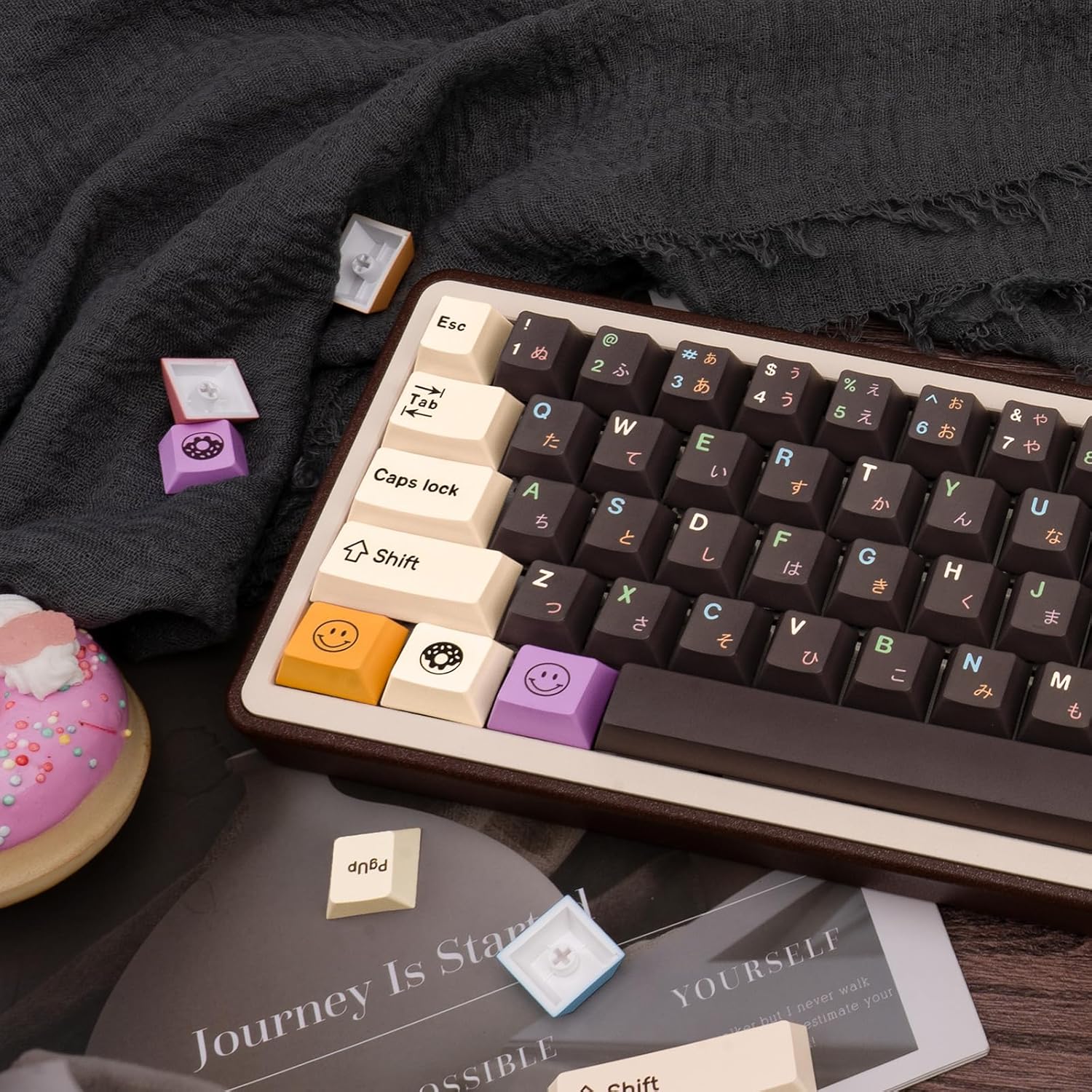 Japanese Keycaps 129 Keys Chocolate PBT Keycap Dye Sub Cherry Profile Keycaps Donut Theme Custom Key caps Set Fit for 61/64/87/104/108 Mechanical Keyboards Cherry Mx Gateron Switches