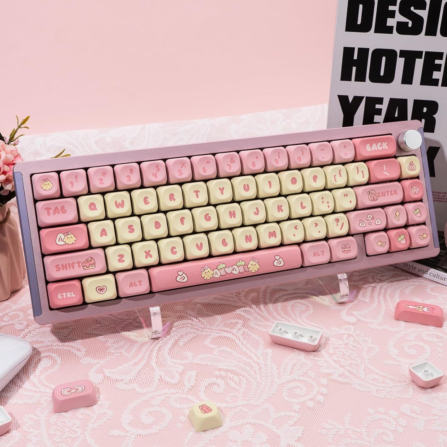 PBT Cute Pink Yellow Keycaps 136 Keys XOA Key caps Dye Sublimation Custom Keycap Set Round Profile for Cherry MX Switches Mechanical Gaming Keyboards（Strawberry Chick Theme）